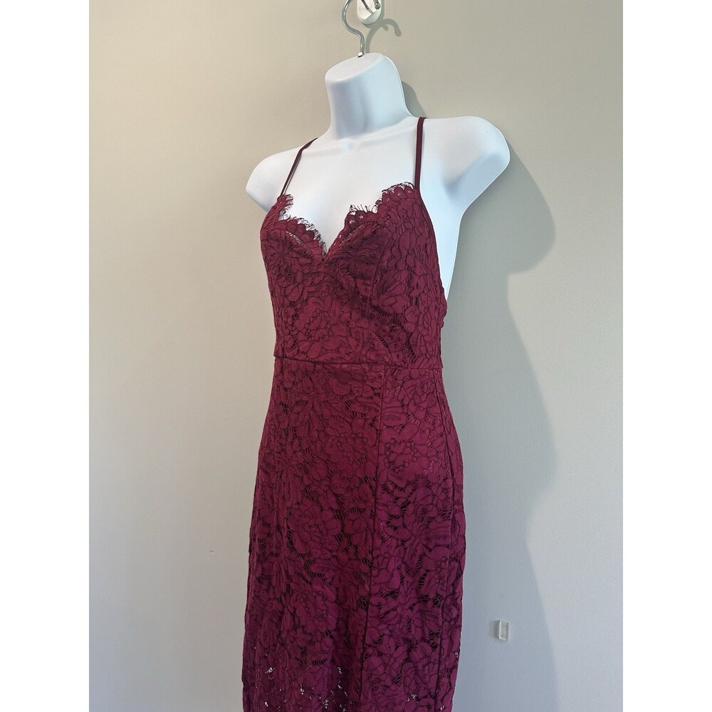 Lulus Small Burgundy Lace Cocktail Dress Open Back Criss Cross Strappy Midi
